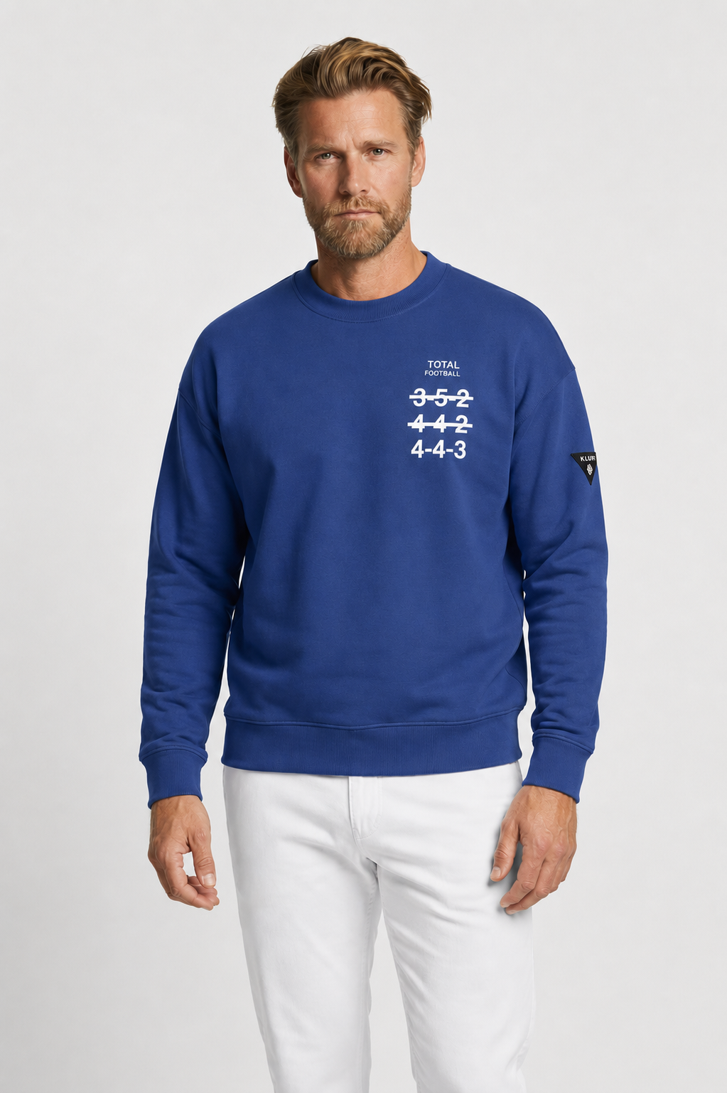 totalfootbal_sweater_model_front
